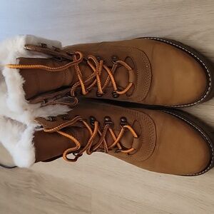 Timberland Tan Fur-Lined Boots